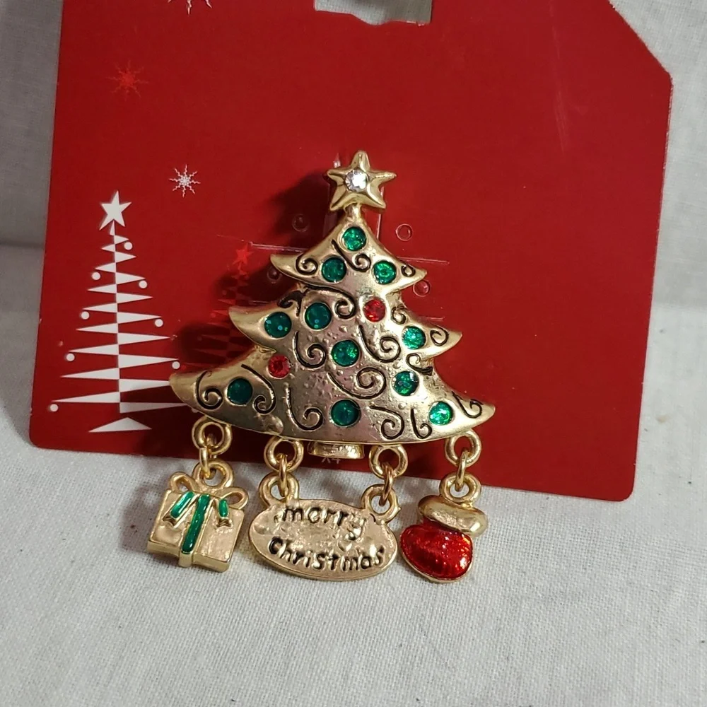 Christmas pin